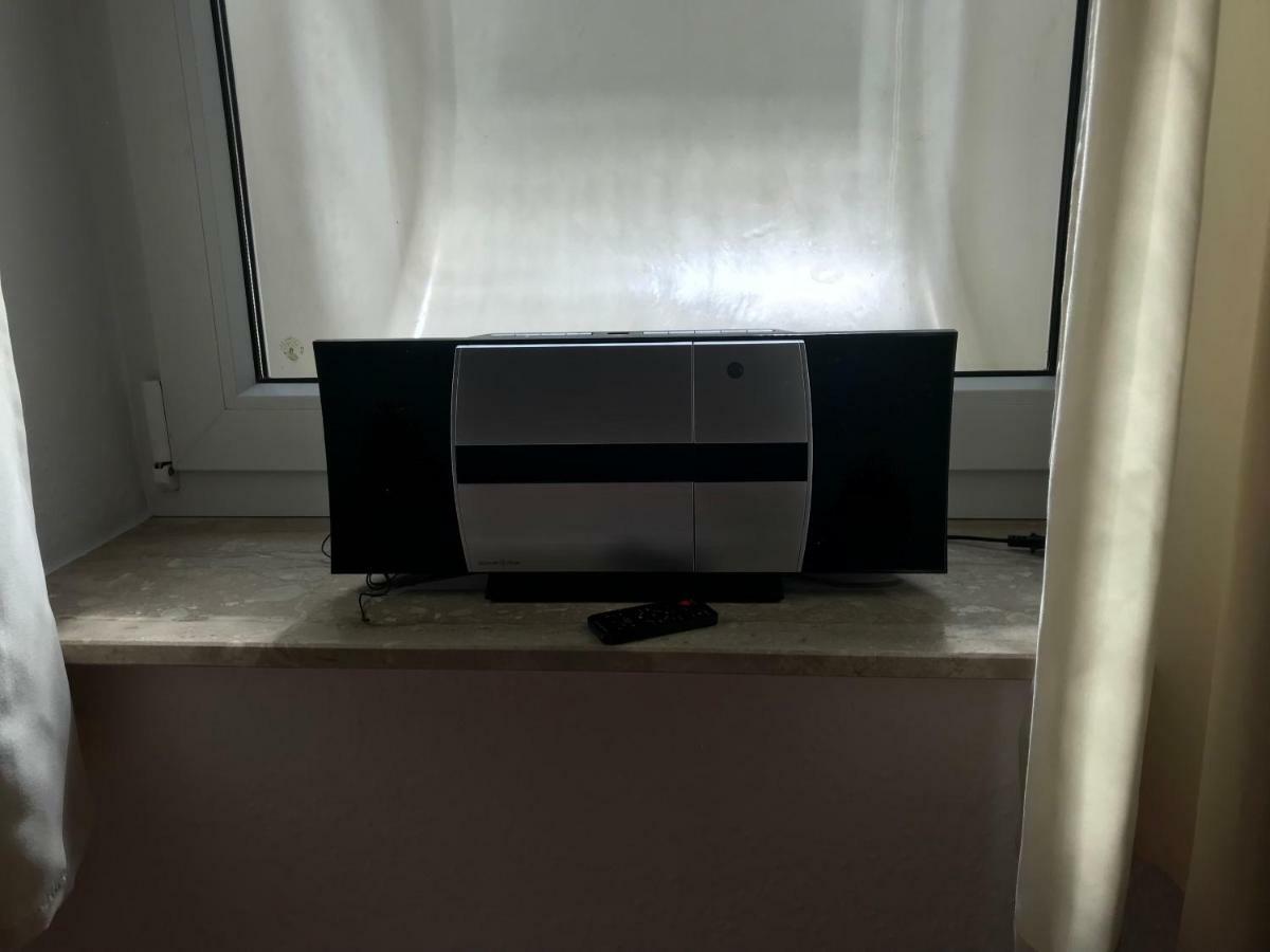 Dora Apartment *
